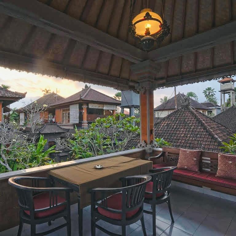 Aura Bisma Guesthouse Ubud  Exterior photo